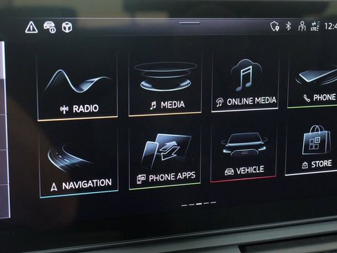 Used 2024 Audi Q5 e Premium Plus w/ Premium Plus Package image 60