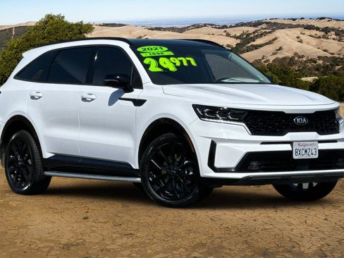 Used 2021 Kia Sorento SX image 1