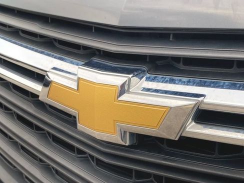 Used 2023 Chevrolet Traverse LS w/ Safety Package AWD/4WD image 29