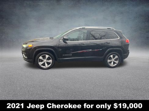 Used 2021 Jeep Cherokee Limited w/ Trailer Tow Group image 2