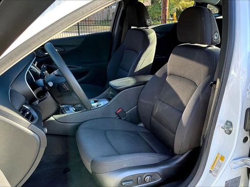 Used 2023 Chevrolet Malibu LT image 7