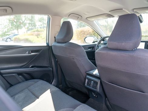 Used 2025 Toyota Camry LE FWD image 21