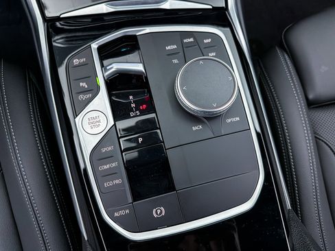 Used 2024 BMW 230i Coupe w/ Premium Package image 24