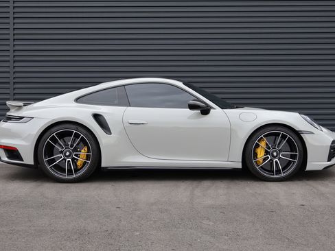 Used 2021 Porsche 911 Turbo S image 8