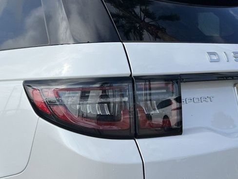 Certified 2024 Land Rover Discovery Sport S image 10