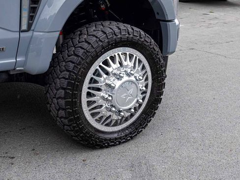 Used 2025 Ford F450 Platinum w/ Platinum Plus Package AWD/4WD image 9