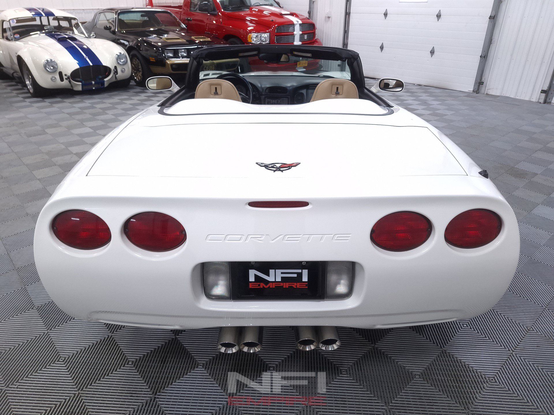 Used 2001 Chevrolet Corvette Convertible w/ Preferred Equipment Group2 RWD image 15