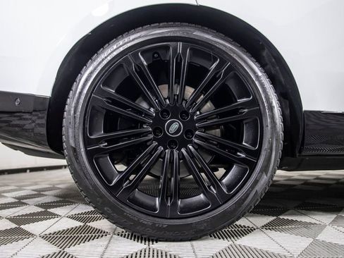 Used 2024 Land Rover Range Rover Long Wheelbase Autobiography AWD/4WD image 40