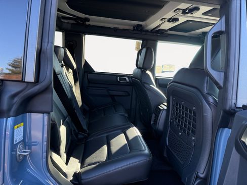 New 2025 Ford Bronco Badlands image 18