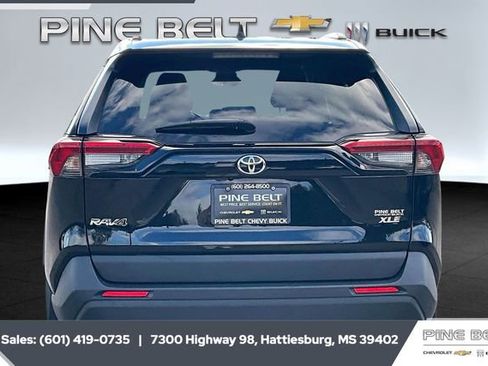 Used 2024 Toyota RAV4 XLE image 4