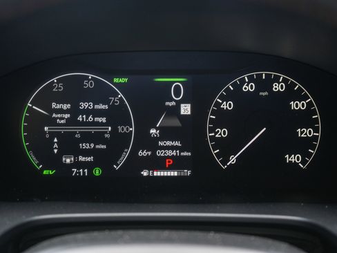 Used 2025 Honda CR-V Sport image 21