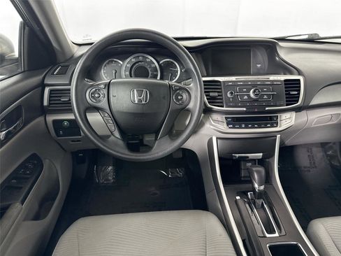 Used 2015 Honda Accord LX image 27