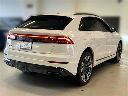 Used 2025 Audi Q8 Premium Plus image 4