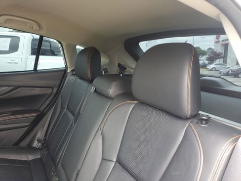 Used 2019 Subaru Crosstrek 2.0i Limited w/ Moonroof Package AWD/4WD image 9
