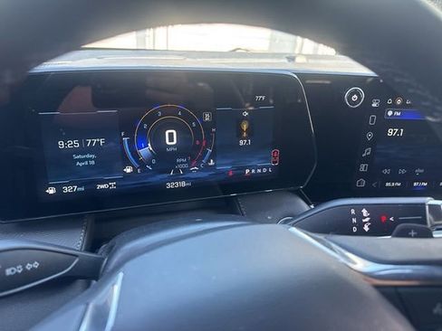 Used 2025 Chevrolet Equinox LT image 11