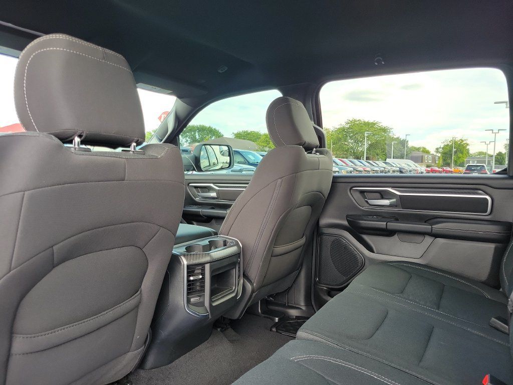 Used 2025 RAM 1500 Big Horn AWD/4WD image 16