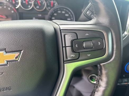 Used 2022 Chevrolet Silverado 1500 LT w/ Safety Package AWD/4WD image 15