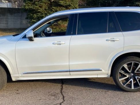 Used 2019 Volvo XC90 T6 Inscription w/ Luxury Package image 6