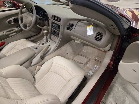 Used 2003 Chevrolet Corvette Convertible w/ Preferred Equipment Group1 image 28