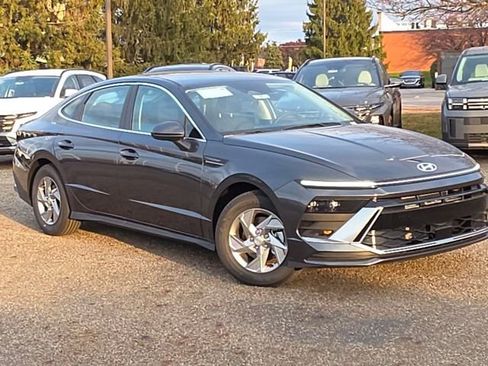 New 2026 Hyundai Sonata SE image 2