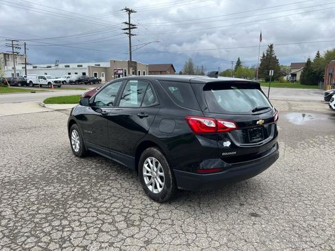 Used 2020 Chevrolet Equinox LS image 3