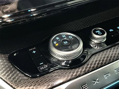 New 2026 Ford Expedition Max Platinum image 23