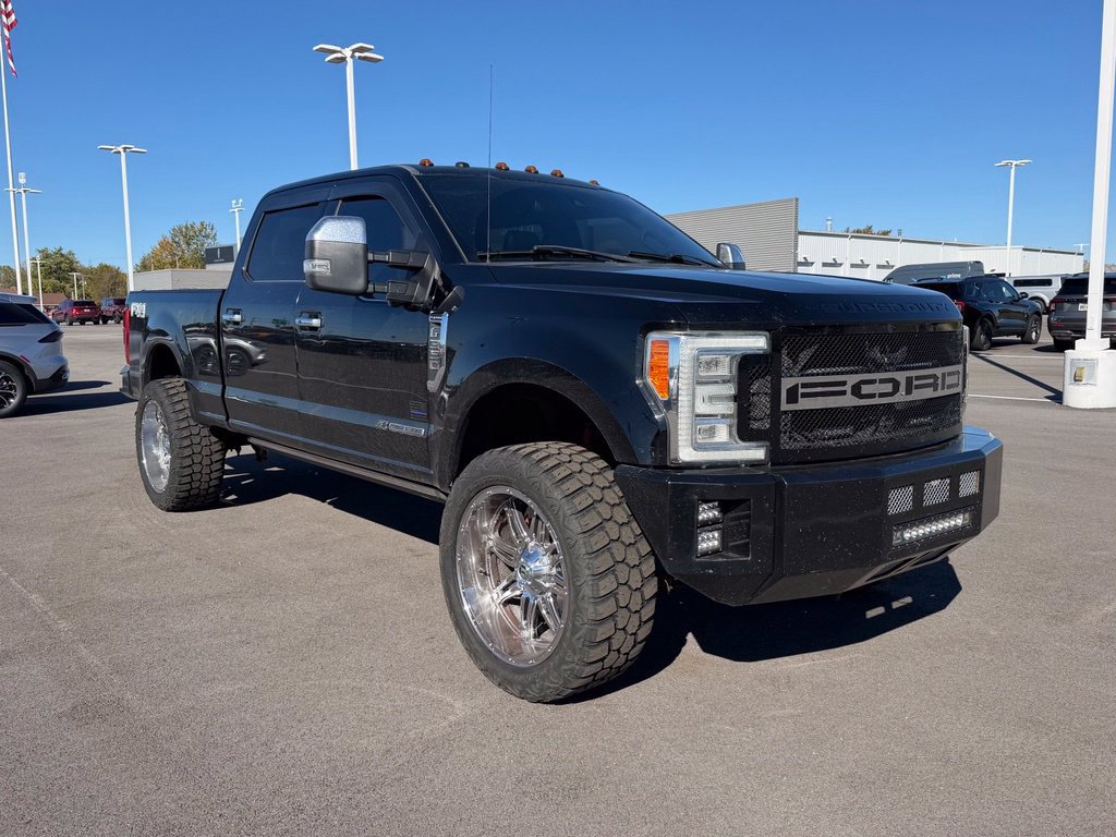Used 2017 Ford F350 Platinum w/ Platinum Ultimate Package AWD/4WD image 4