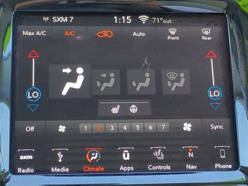 Used 2019 Jeep Cherokee Limited image 23