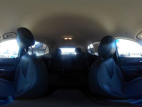 Used 2025 Buick Encore GX Preferred image 41