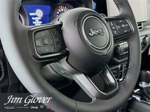 New 2026 Jeep Gladiator Rubicon image 28