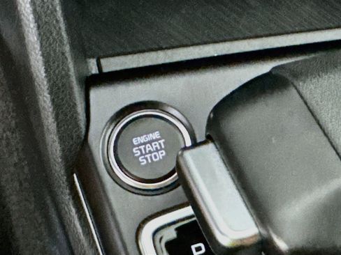 Used 2026 Kia Sportage LX FWD image 19