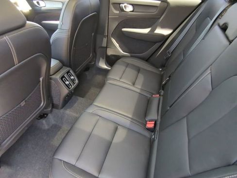 Certified 2025 Volvo XC40 B5 Plus w/ Climate Package image 17