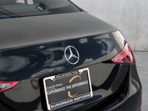 Used 2022 Mercedes-Benz C 300 Sedan w/ Exclusive Trim Package image 52