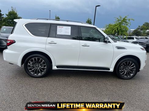 Certified 2024 Nissan Armada Platinum w/ Captain's Chairs Package AWD/4WD image 9