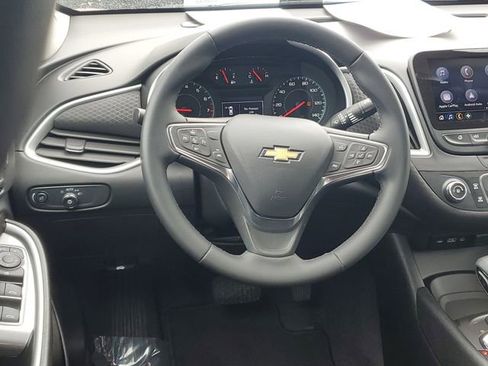 Used 2024 Chevrolet Malibu RS FWD image 12