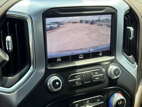 Used 2021 GMC Sierra 1500 SLT AWD/4WD image 26