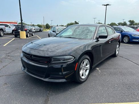 Used 2023 Dodge Charger SXT RWD image 7