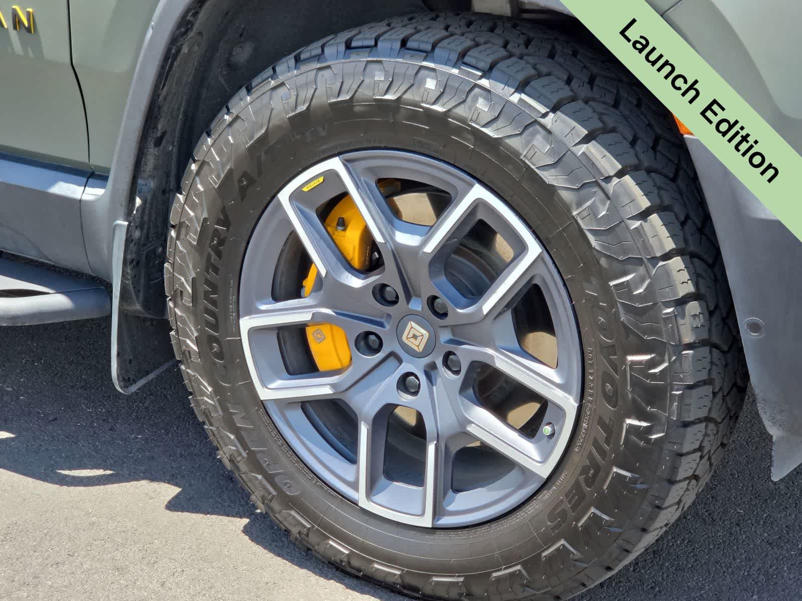 Used 2022 Rivian R1S Launch Edition Quad AWD/4WD image 12