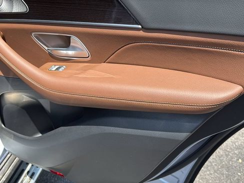 Certified 2025 Mercedes-Benz GLE 350 4MATIC image 16