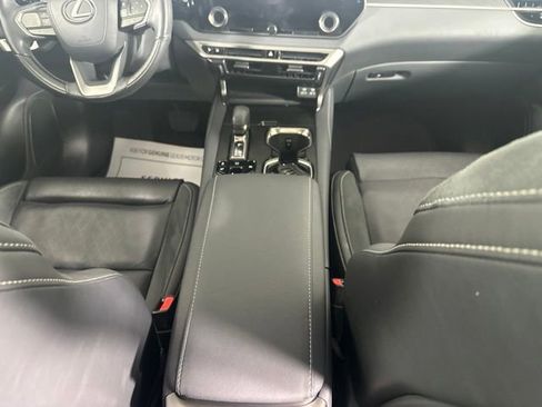 Used 2024 Lexus RX 350 w/ Convenience Package AWD/4WD image 17