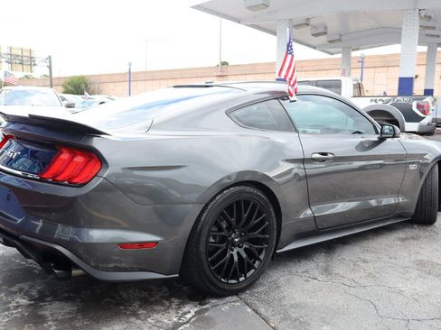 Used 2018 Ford Mustang GT Premium RWD image 4