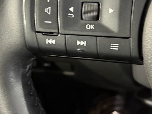 Used 2023 Nissan Rogue SV w/ SV Premium B Package image 64