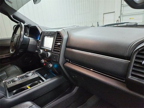 Used 2018 Ford Expedition Limited image 38
