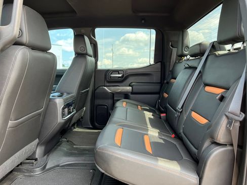 Used 2021 GMC Sierra 1500 AT4 AWD/4WD image 5