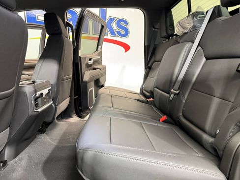 New 2026 GMC Sierra 1500 Elevation w/ Elevation Premium Package AWD/4WD image 10