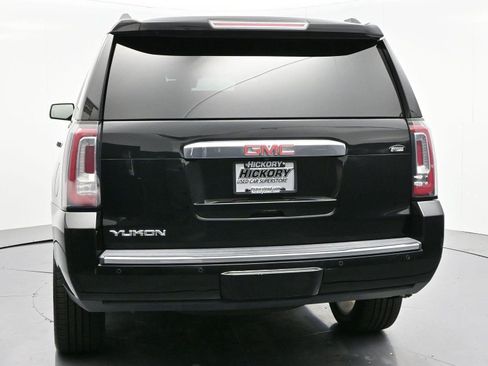 Used 2017 GMC Yukon Denali w/ Open Road Package AWD/4WD image 6
