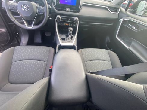 Used 2024 Toyota RAV4 XLE w/ Convenience Package AWD/4WD image 11