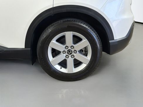 Used 2025 Honda Prologue EX image 36