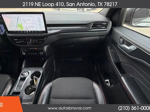 Used 2023 Ford Escape ST-Line w/ Tech Pack #1 FWD image 32