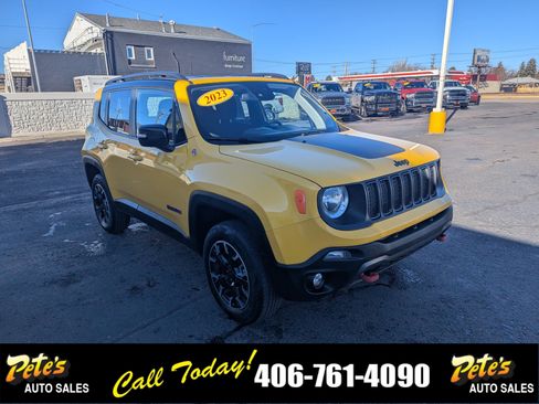 Used 2023 Jeep Renegade Trailhawk image 6